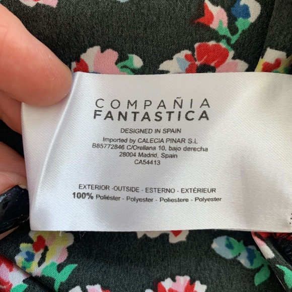 Colorful floral 3/4 sleeved top - Picture 4 of 8